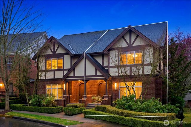 2557 NE Park Dr, Issaquah, WA 98029