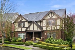 2557 NE Park Dr, Issaquah, WA 98029
