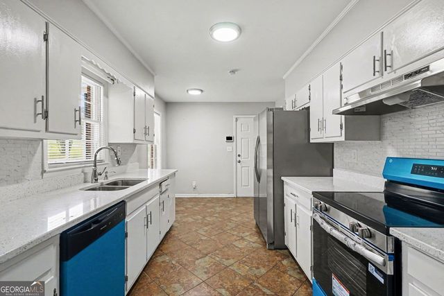 4264 Oakwoods Court, Stone Mountain, GA 30083