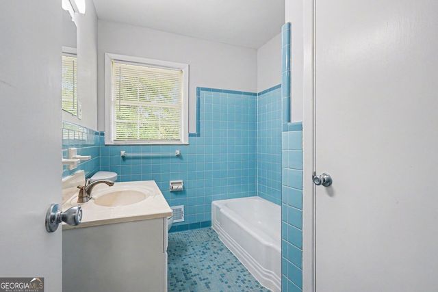 4264 Oakwoods Court, Stone Mountain, GA 30083