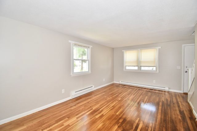 64-66 E Bay Path Ter, Springfield, MA 01109