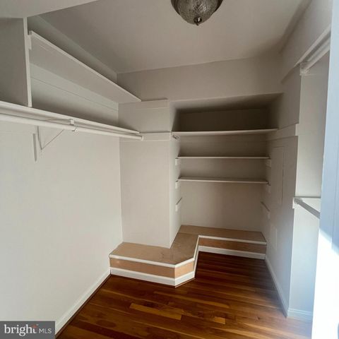 315 N MAPLE AVE, Falls Church, VA 22046