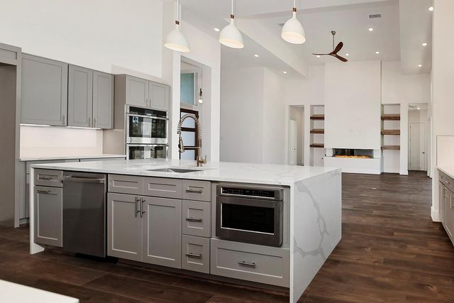 24975 Hopeview Way, Montgomery, TX 77356