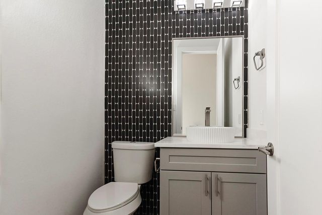 24975 Hopeview Way, Montgomery, TX 77356