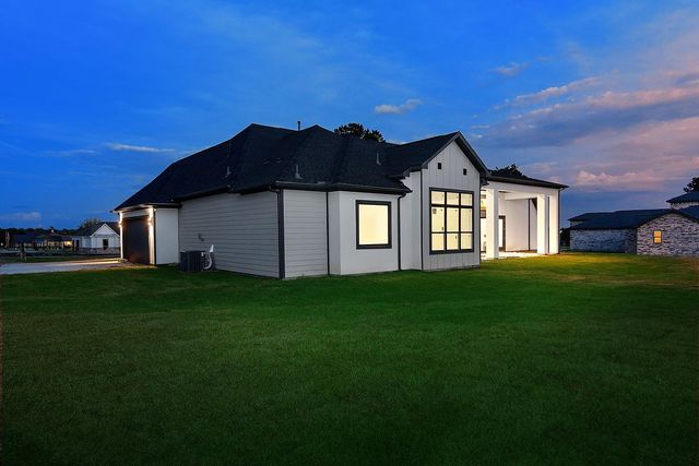 24975 Hopeview Way, Montgomery, TX 77356