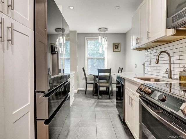 190 72nd Street 128, Brooklyn, NY 11209