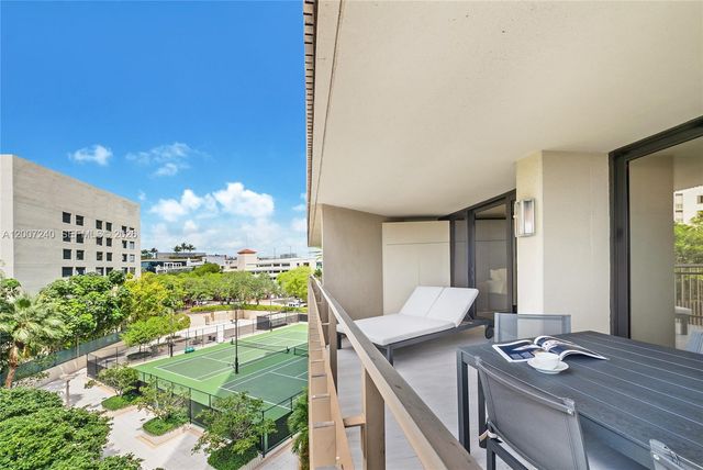 2901 S Bayshore Dr 5E, Miami, FL 33133