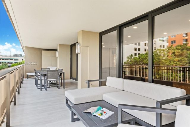 2901 S Bayshore Dr 5E, Miami, FL 33133