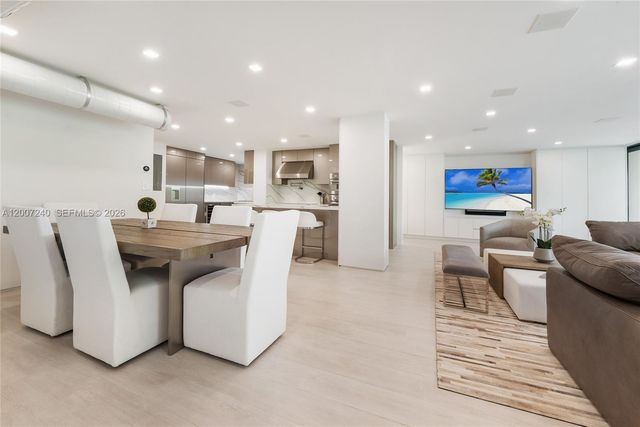 2901 S Bayshore Dr 5E, Miami, FL 33133