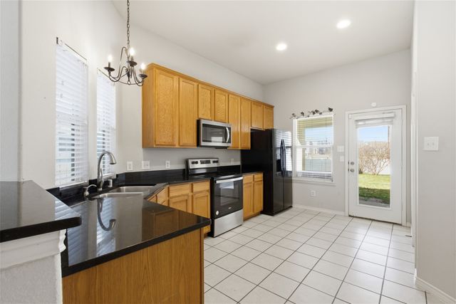 1931 Saint Simons Street, Savannah, TX 76227