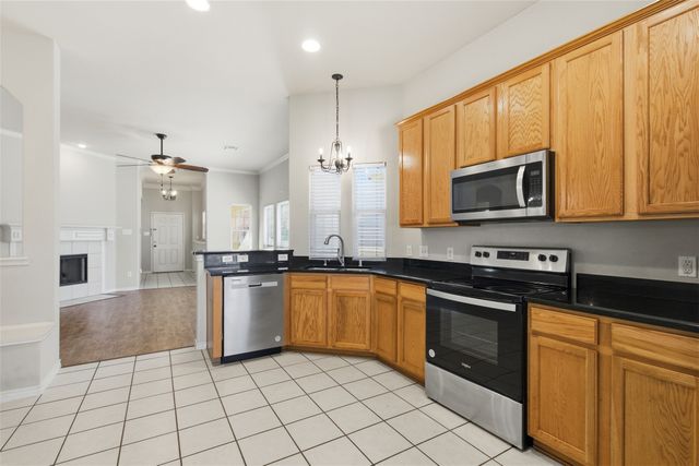 1931 Saint Simons Street, Savannah, TX 76227