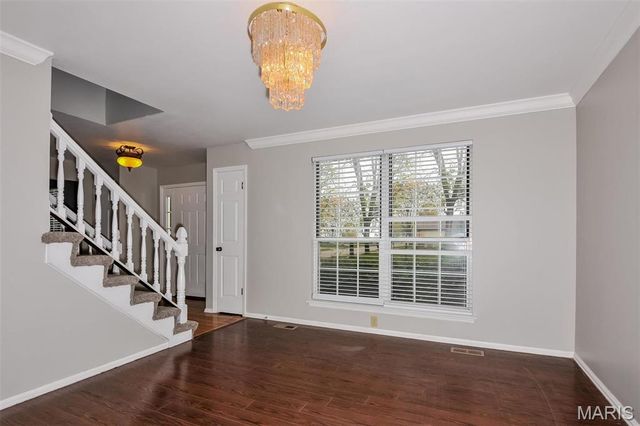 4158 Fox Crossing Drive, Florissant, MO 63034