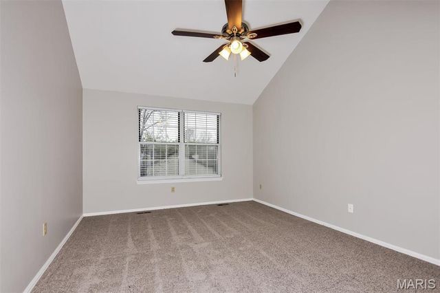 4158 Fox Crossing Drive, Florissant, MO 63034