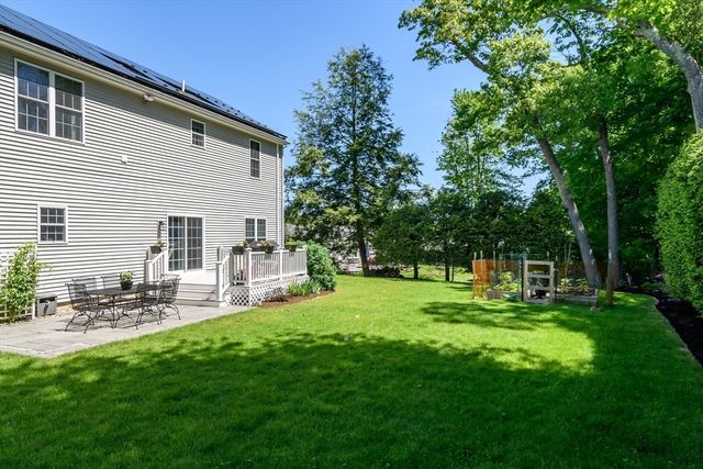 11 Irving Rd, Natick, MA 01760