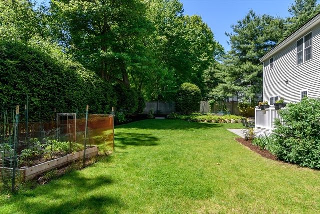 11 Irving Rd, Natick, MA 01760