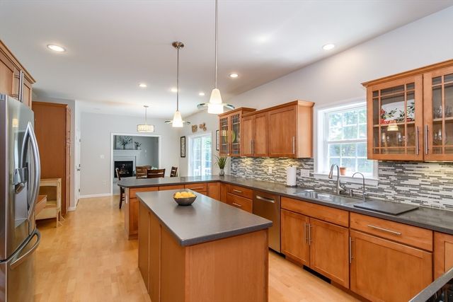 11 Irving Rd, Natick, MA 01760