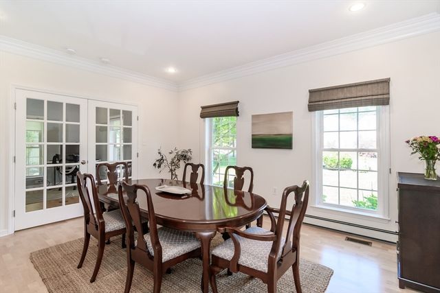 11 Irving Rd, Natick, MA 01760