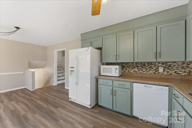 2418 Vista Drive, Charlotte, NC 28212