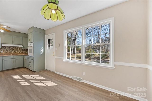 2418 Vista Drive, Charlotte, NC 28212