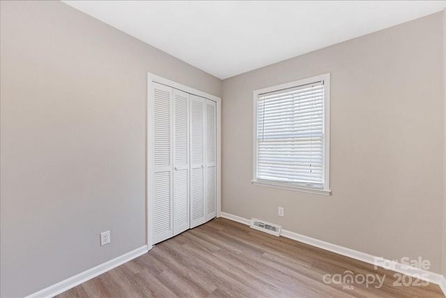 2418 Vista Drive, Charlotte, NC 28212