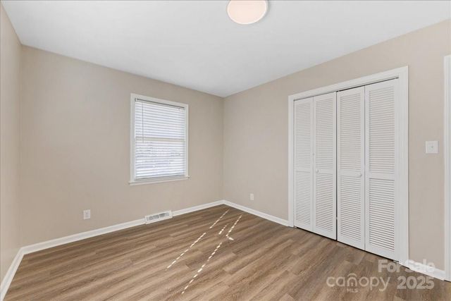 2418 Vista Drive, Charlotte, NC 28212