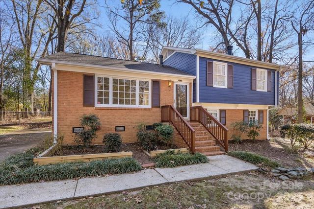 2418 Vista Drive, Charlotte, NC 28212