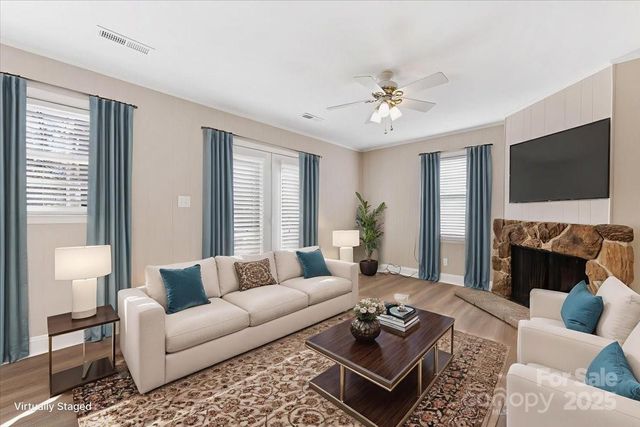 2418 Vista Drive, Charlotte, NC 28212