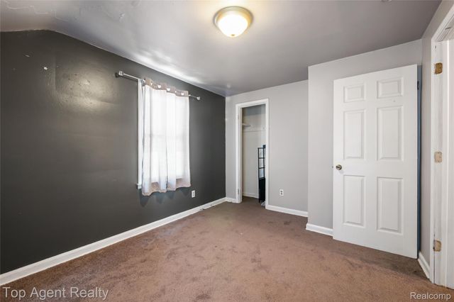 22085 Rausch Avenue, Eastpointe, MI 48021