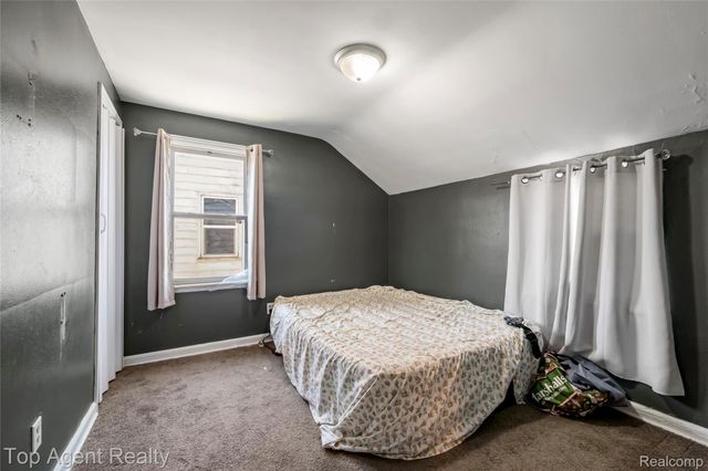 22085 Rausch Avenue, Eastpointe, MI 48021