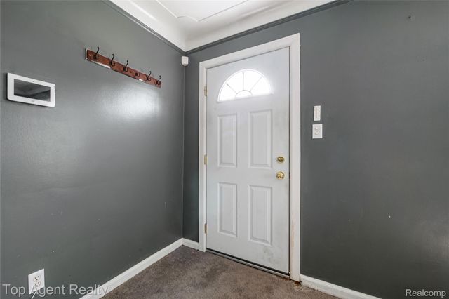 22085 Rausch Avenue, Eastpointe, MI 48021