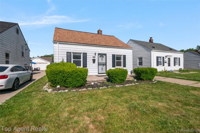 22085 Rausch Avenue, Eastpointe, MI 48021