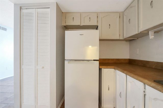 1902 HONOUR ROAD 11, Orlando, FL 32839