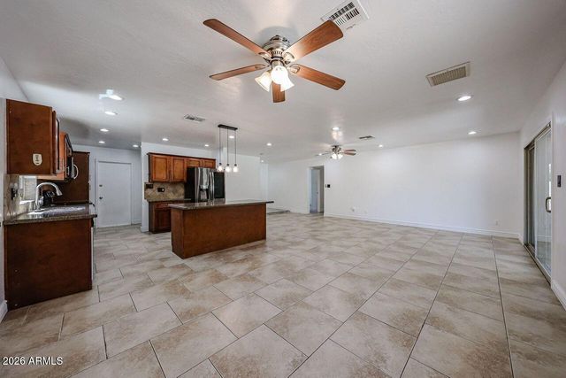 12443 N 27TH Place, Phoenix, AZ 85032