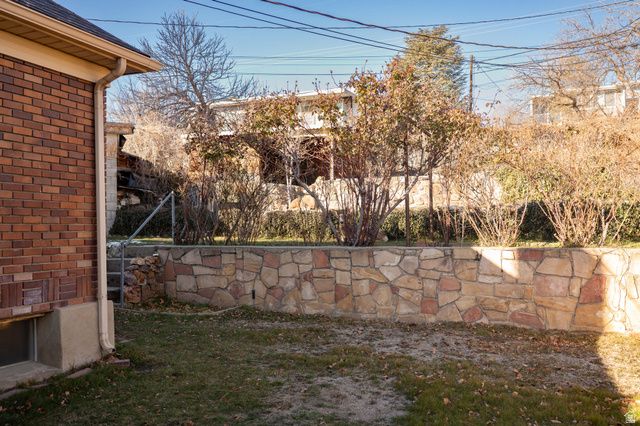 617 E 10TH AVE, Salt Lake City, UT 84103