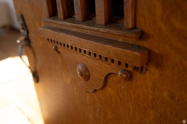 617 E 10TH AVE, Salt Lake City, UT 84103