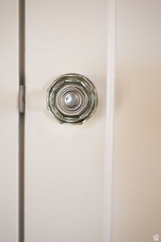 617 E 10TH AVE, Salt Lake City, UT 84103