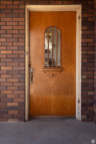 617 E 10TH AVE, Salt Lake City, UT 84103