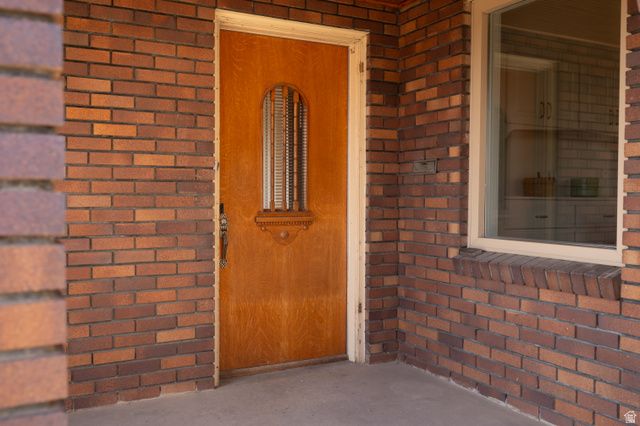 617 E 10TH AVE, Salt Lake City, UT 84103