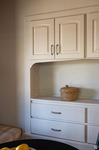 617 E 10TH AVE, Salt Lake City, UT 84103