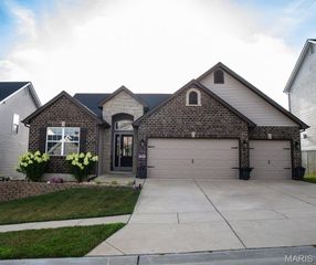 356 Meadow Wood Drive, Festus, MO 63028