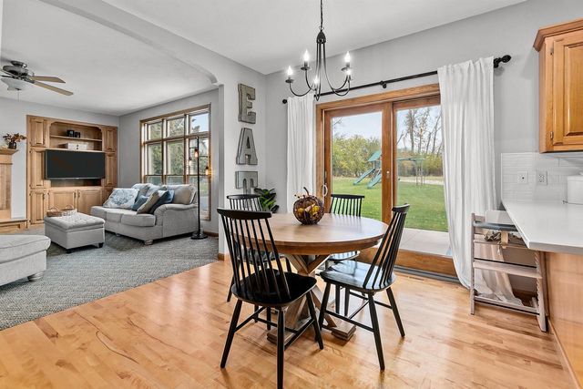 4144 N FOXGLOVE LANE, Appleton, WI 54913