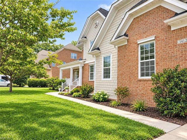 1412 Kemp Bridge LN, Chesapeake, VA 23320