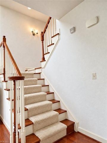 1412 Kemp Bridge LN, Chesapeake, VA 23320