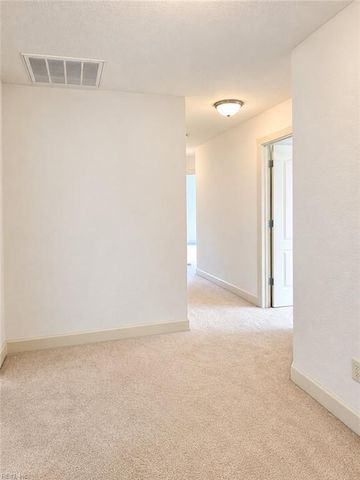 1412 Kemp Bridge LN, Chesapeake, VA 23320