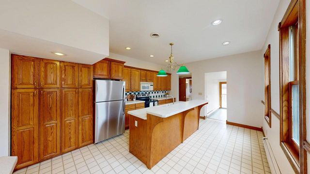 1501 Johnson STREET, La Crosse, WI 54601