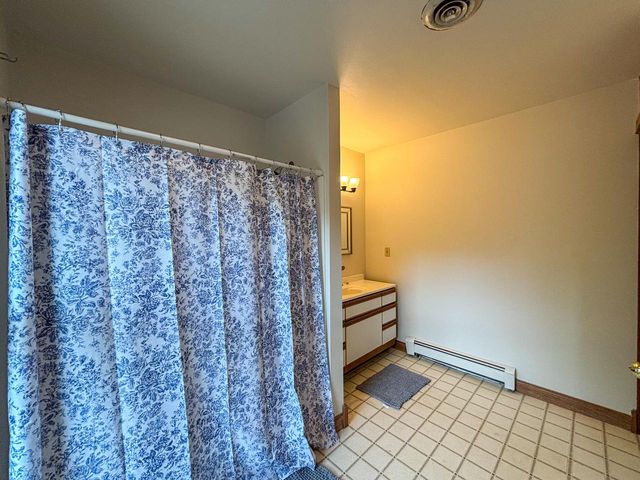 1501 Johnson STREET, La Crosse, WI 54601