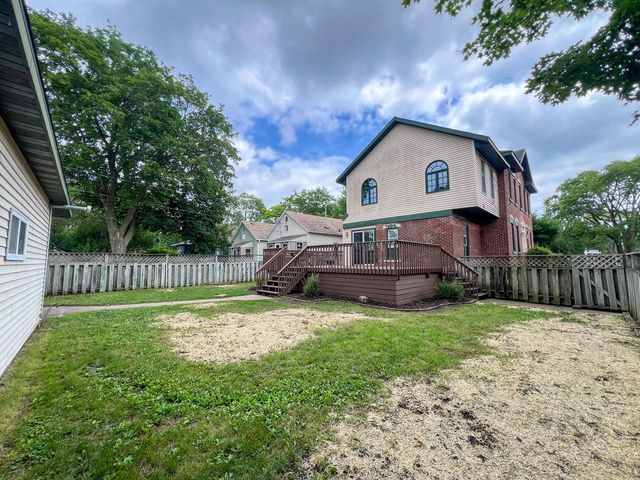 1501 Johnson STREET, La Crosse, WI 54601