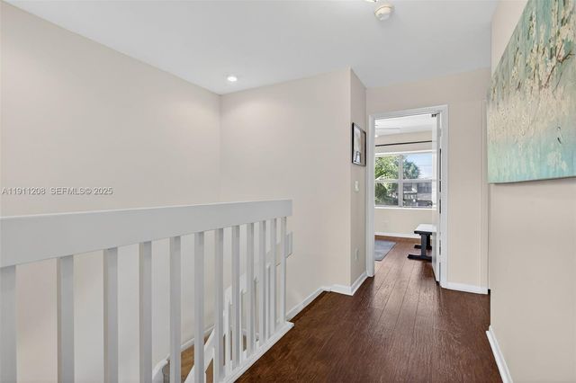 4588 Carambola Cir S 27219, Coconut Creek, FL 33066