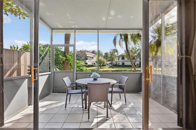 4588 Carambola Cir S 27219, Coconut Creek, FL 33066