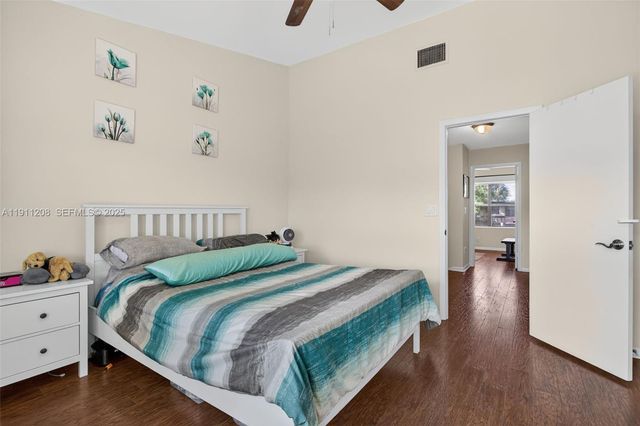 4588 Carambola Cir S 27219, Coconut Creek, FL 33066